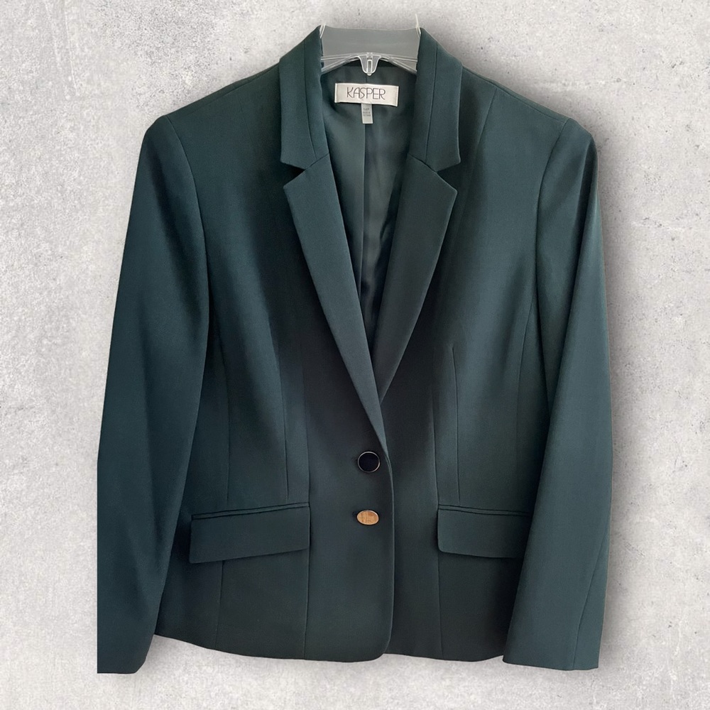 Kasper Women’s Blazer Size 14P